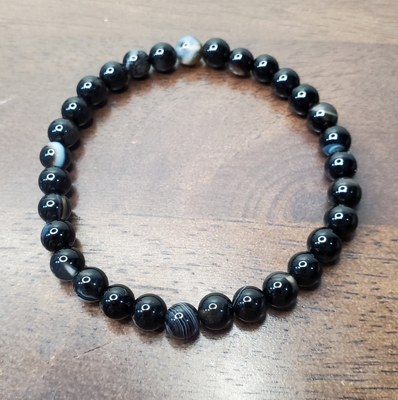 Black Agate Crystal Bracelet - Picture 1 of 6